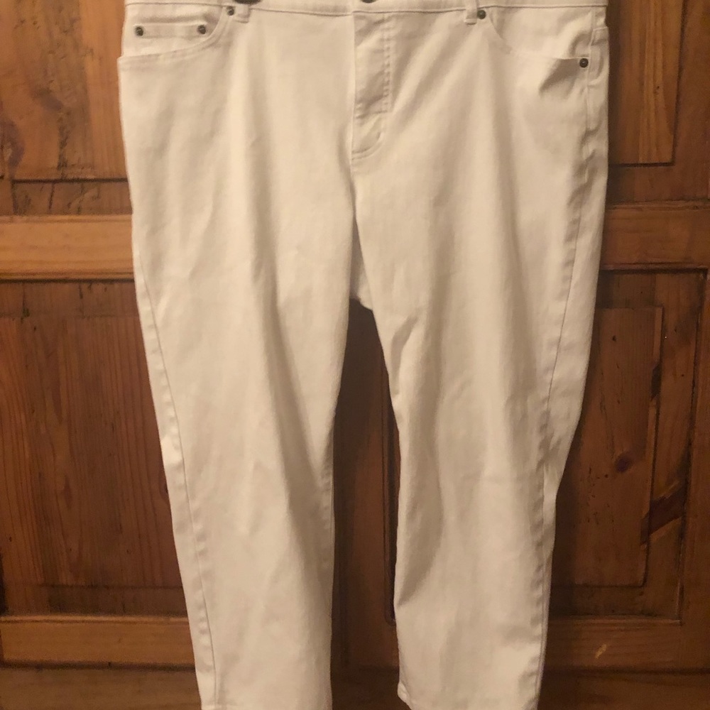NEVER WORN. Ralph Lauren white jeans. Make offers